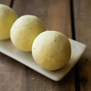 Est Extra Virgin Olive Oil Soap Ball - Lemon, Lime & Poppyseed